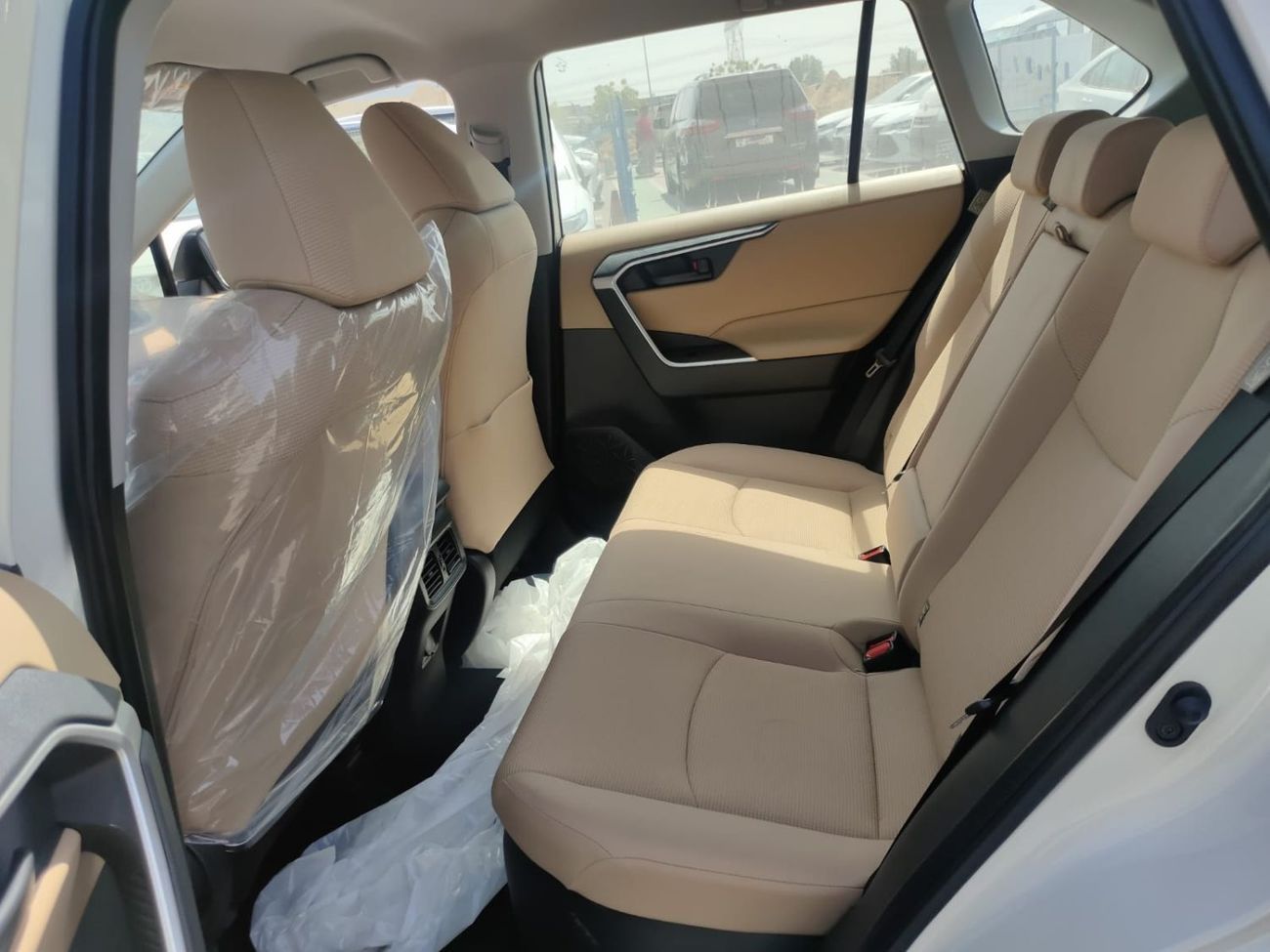 Toyota RAV4 2.5L LE Hybrid 2022 production  ( Ready Stock)