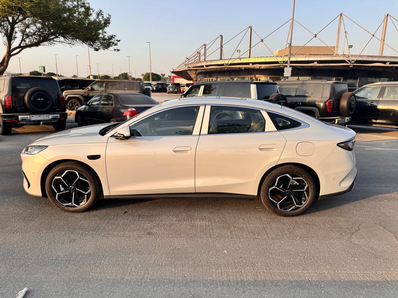 بي واي دي سيل 06 دي إم-آي Flagship DM-i 210KM
