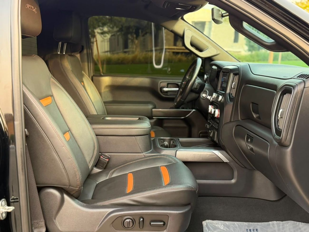 GMC Sierra 1500 REG/CAB AT4