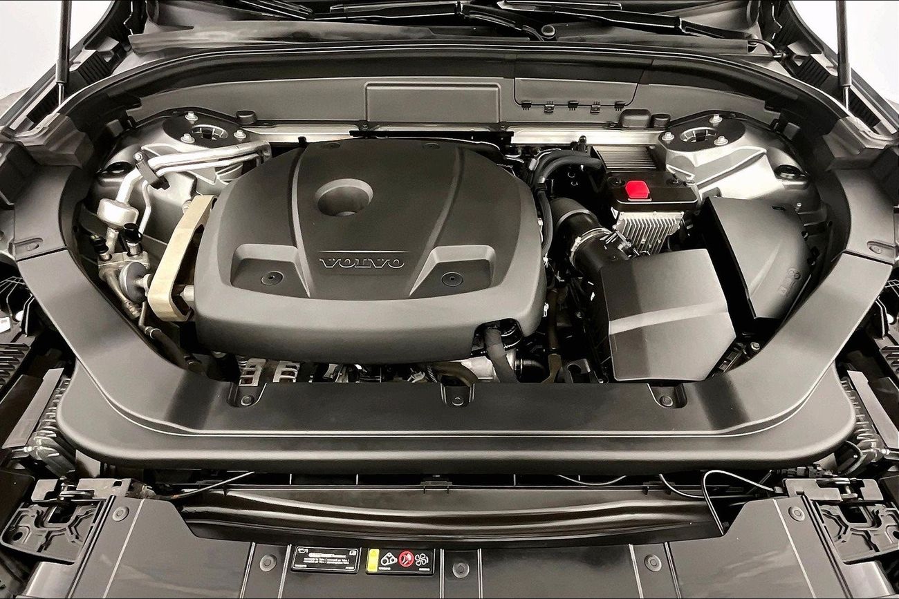 كاديلاك XT6 Premium Luxury | شامل الضمان | 0 ﺪﻔﻋﺓ ﺃﻮﻟﻯ