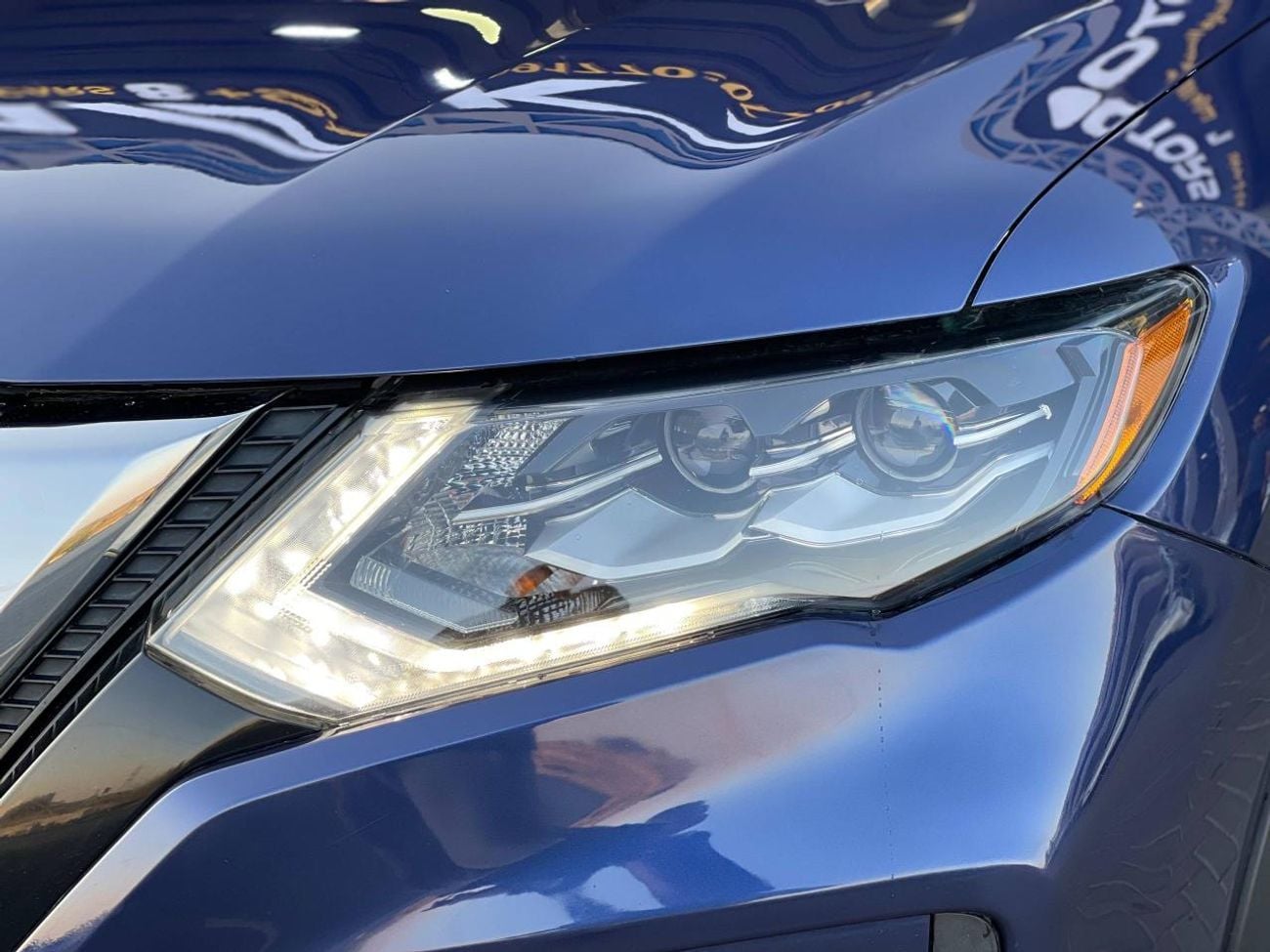 Nissan Rogue SL / AWD / 2.5 V4 / PANORAMIC SUNROOF / 360 CAMERA / RADAR / BOSE SOUND SYSTEM