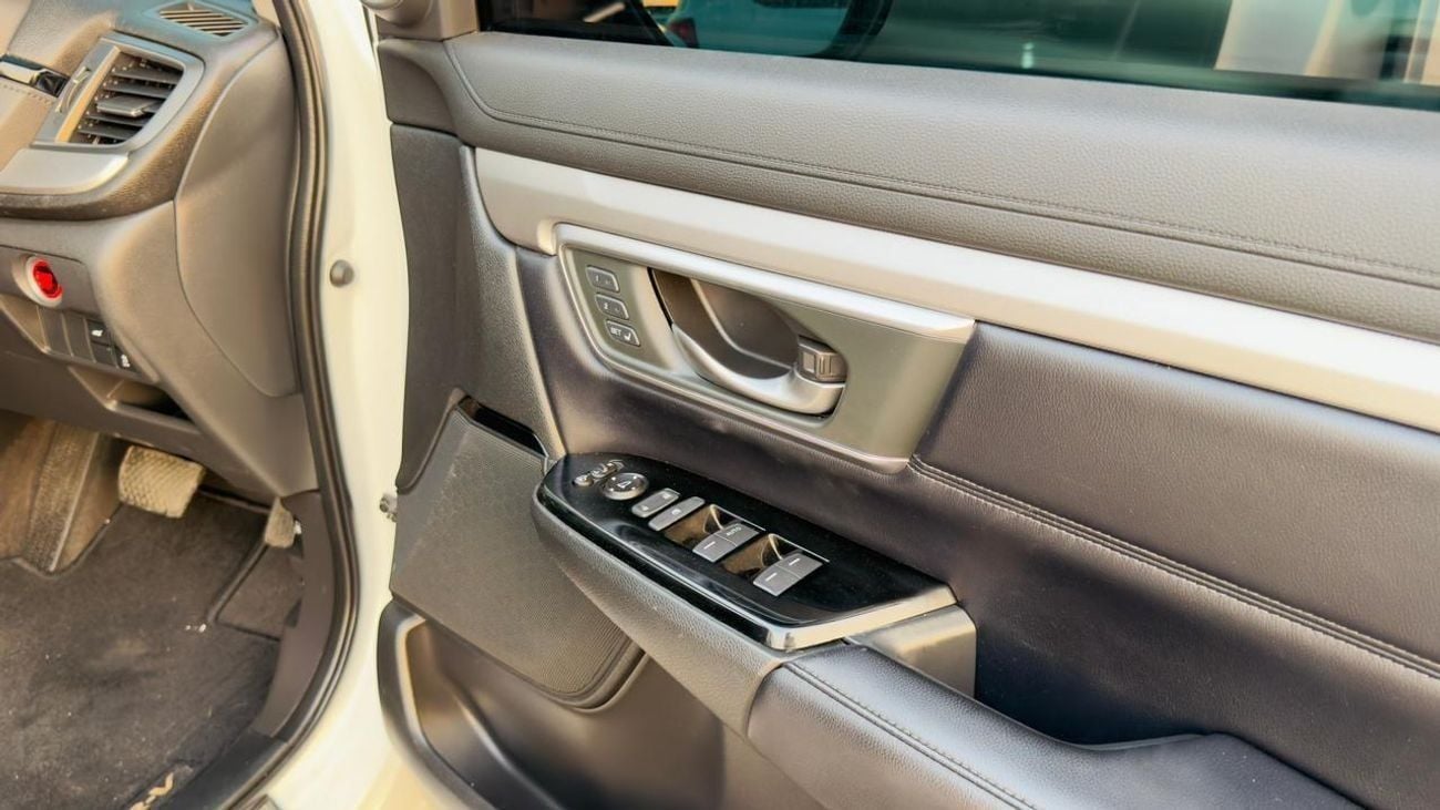 Honda CRV 2020 | RHD | 1.5L PETROL ENGINE | PANORAMIC SUNROOF | 7 SEATERS | AUTOMATIC TRANSMISSION | PARKING S