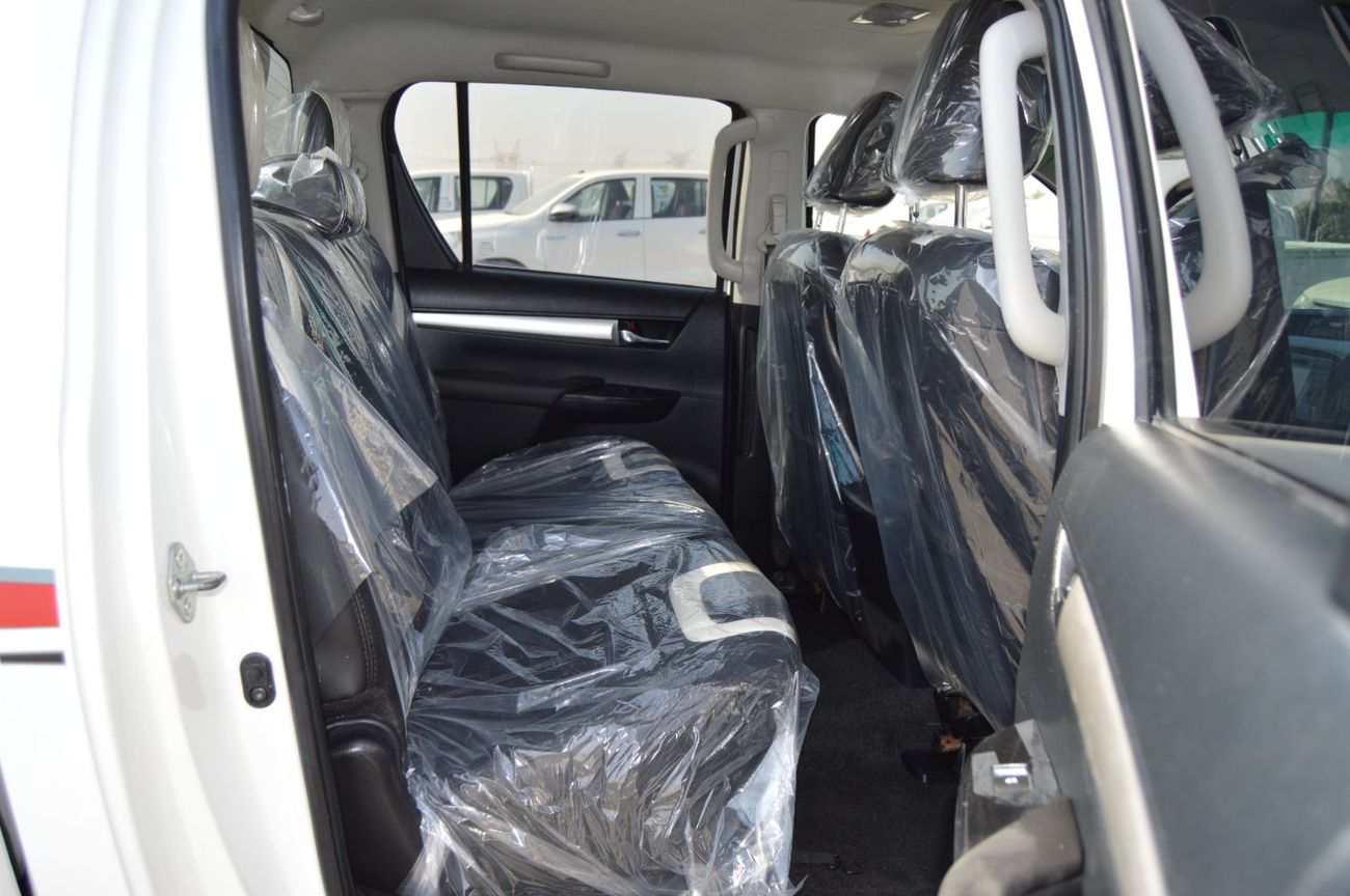 Toyota Hilux Double cabin 2.8L, perfect inside and outside