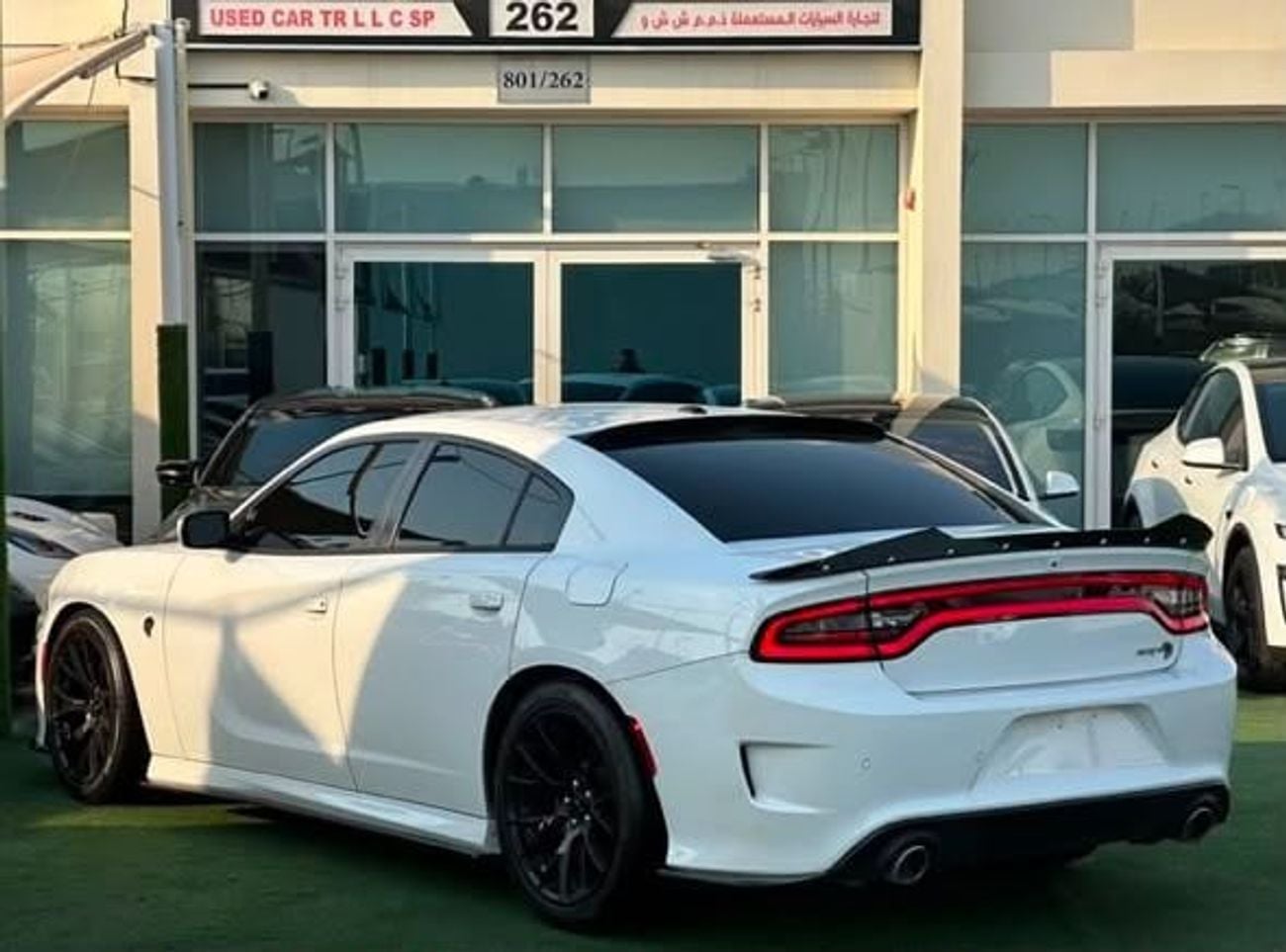 Dodge Charger HELLCAT 6.2L (707 HP) DODGE CHARGER HELLCAT GCC 2017 Original paint Zero accidents Full