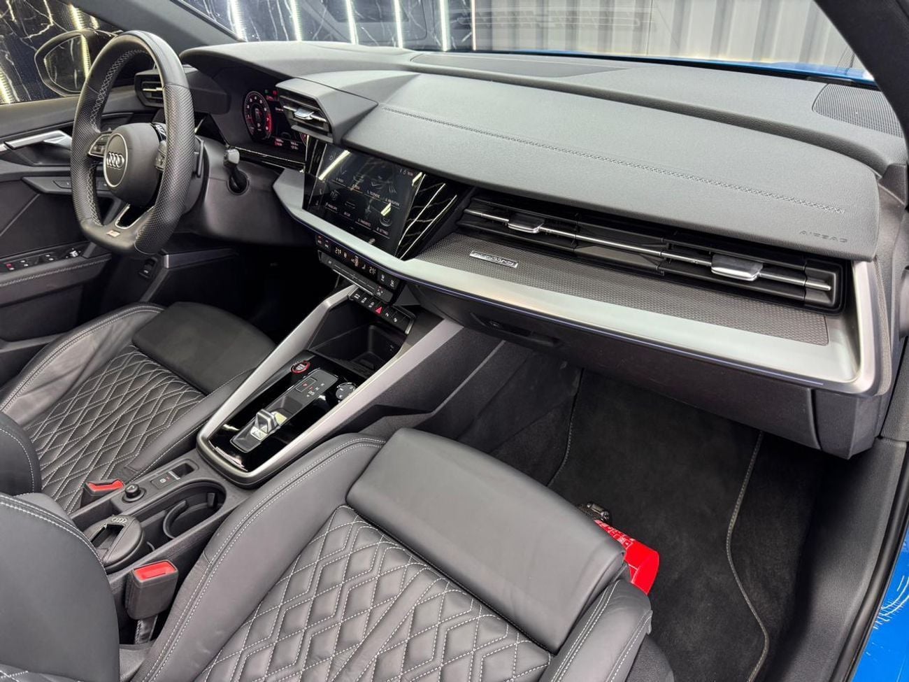 Audi S3 TFSI quattro 2.0L Hatchback