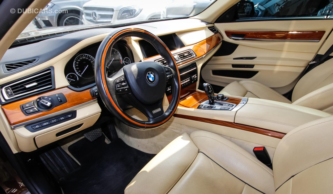 BMW 750Li i