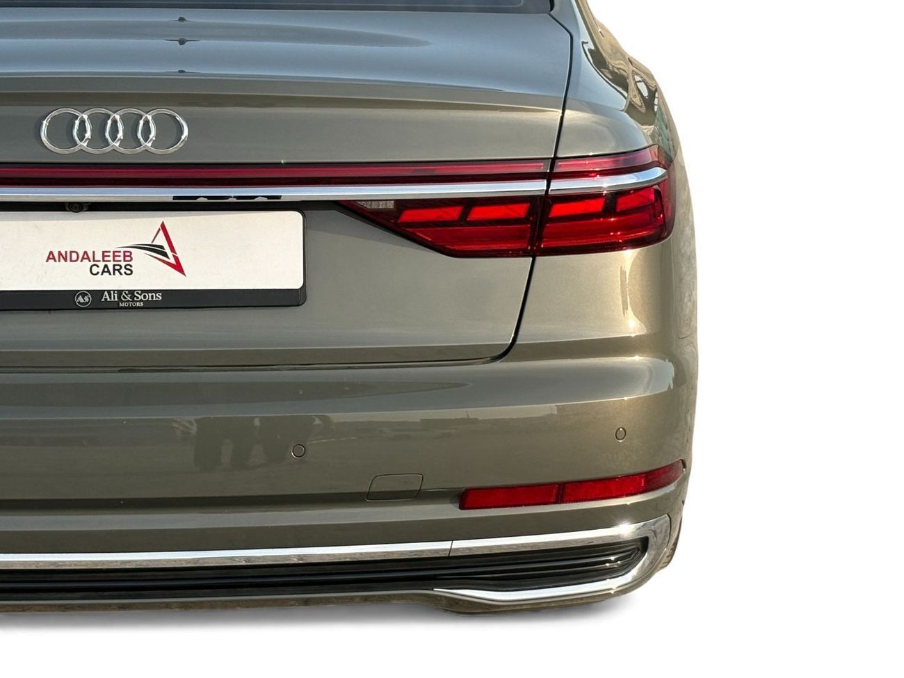 Audi A8 L 60 TFSI quattro 4.0L (454 HP) AED 6,280 P/M | 2024 | 5-Year Agency Warranty | Full Service History