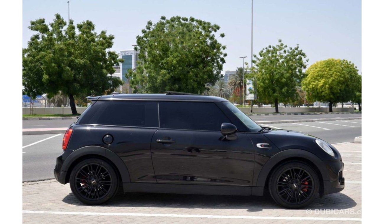 Mini Cooper S (JCW) Full Option in Perfect Condition