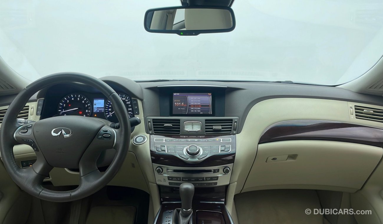 Infiniti Q70 EXCELLENCE 3.7 | Under Warranty | Inspected on 150+ parameters