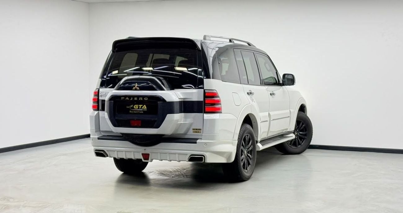 Mitsubishi Pajero GLS H/L SIGNATURE EDI 2020 Mitsubishi Pajero Signature Edition, Warranty, Full Service History, Low Km, Fully Loaded, GCC
