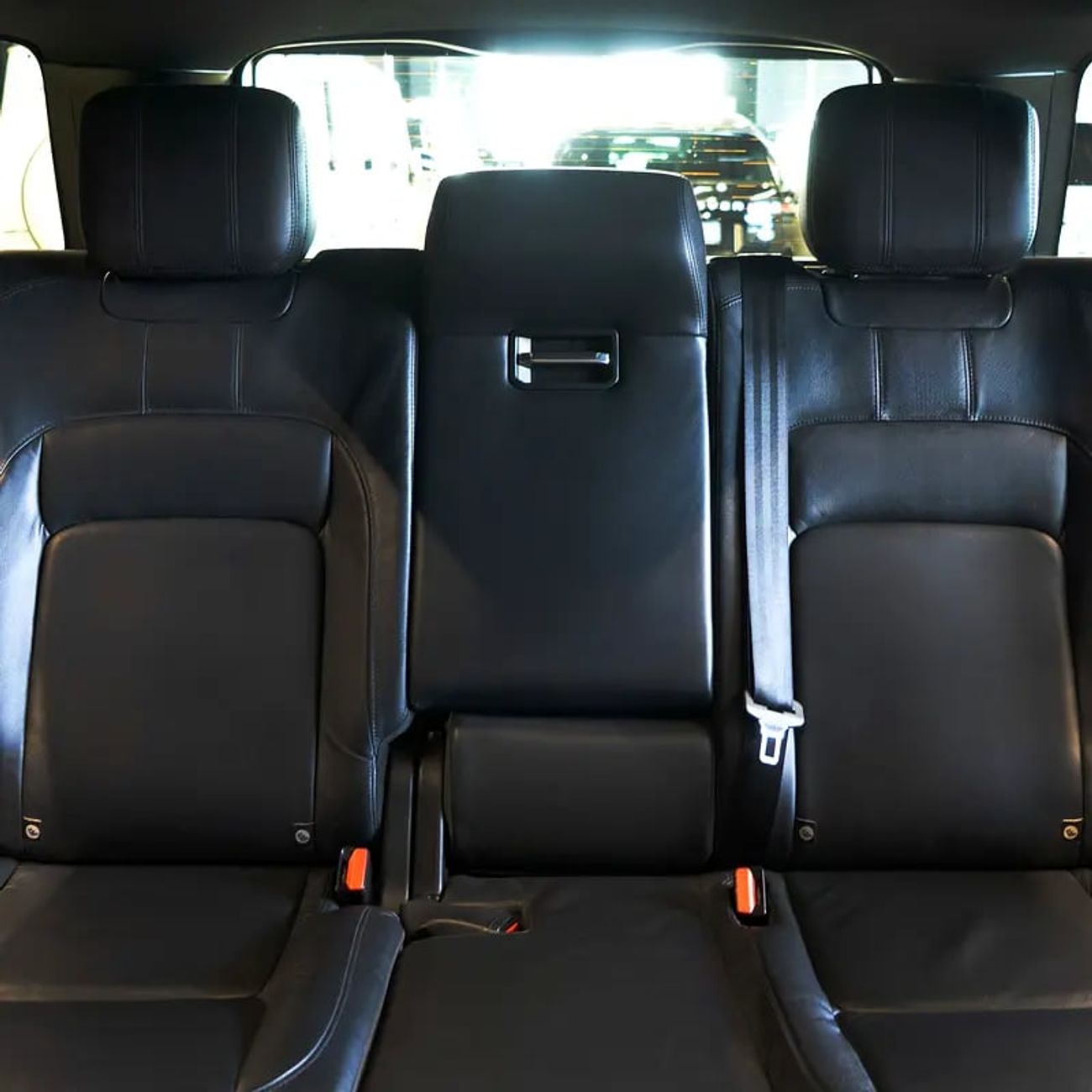 Land Rover Range Rover 2,490 p.m • 0% Downpayment • Vogue Supercharged • 1 Year Warranty