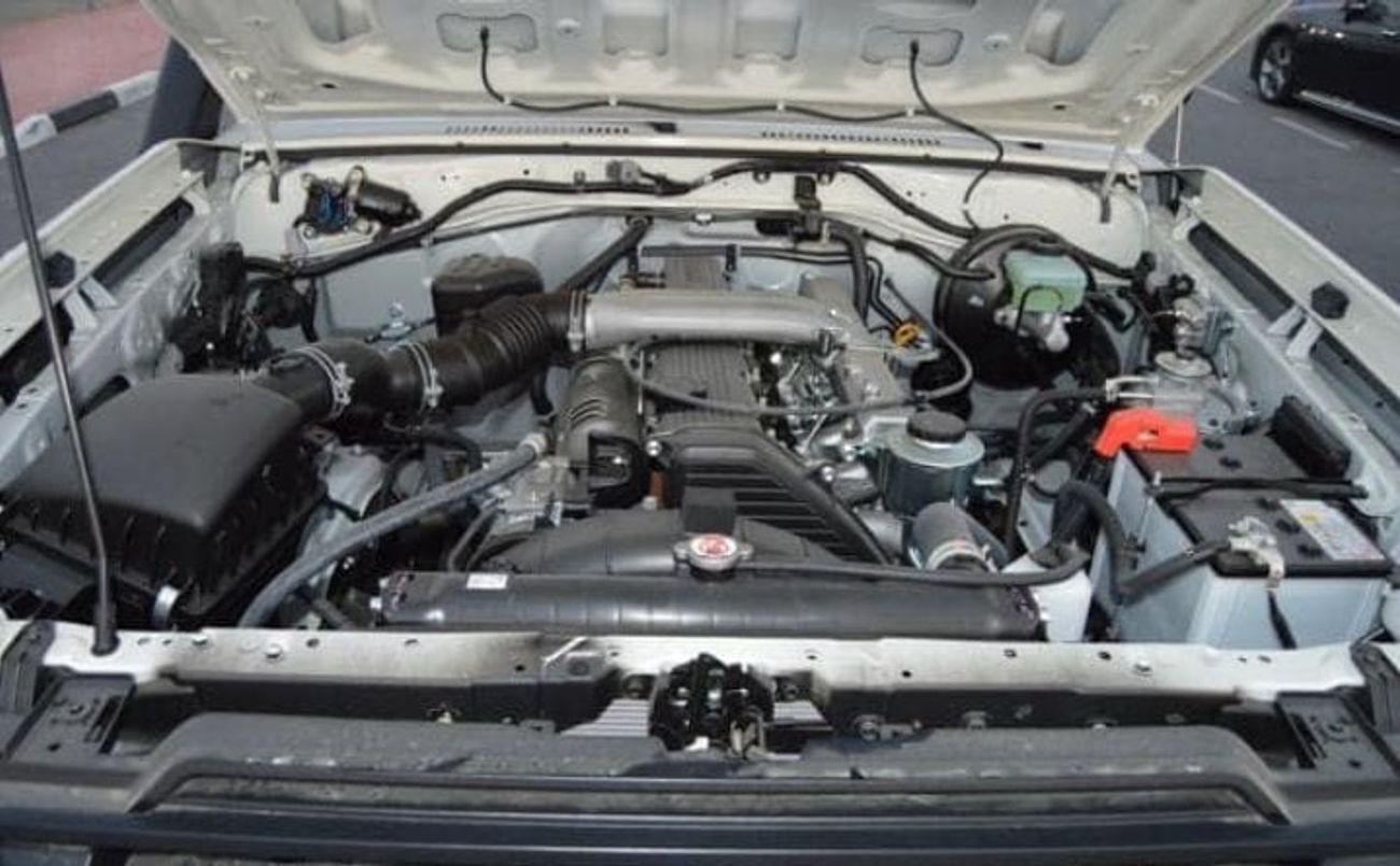 Toyota Land Cruiser Toyota Land Cruiser Hard Top 3 Door Year: 2025 Color: White