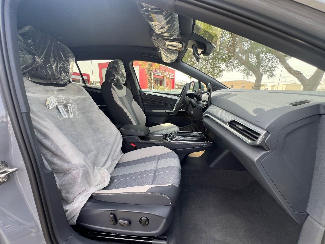 فولكس واجن ID.4 CROZZ PURE PLUS