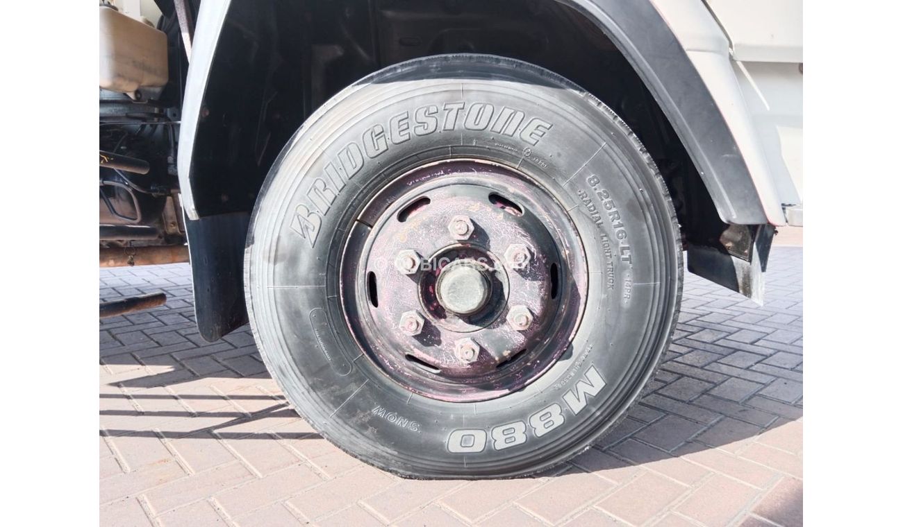 Isuzu Forward ISUZU FORWARD RIGHT HAND DRIVE(PM00351)