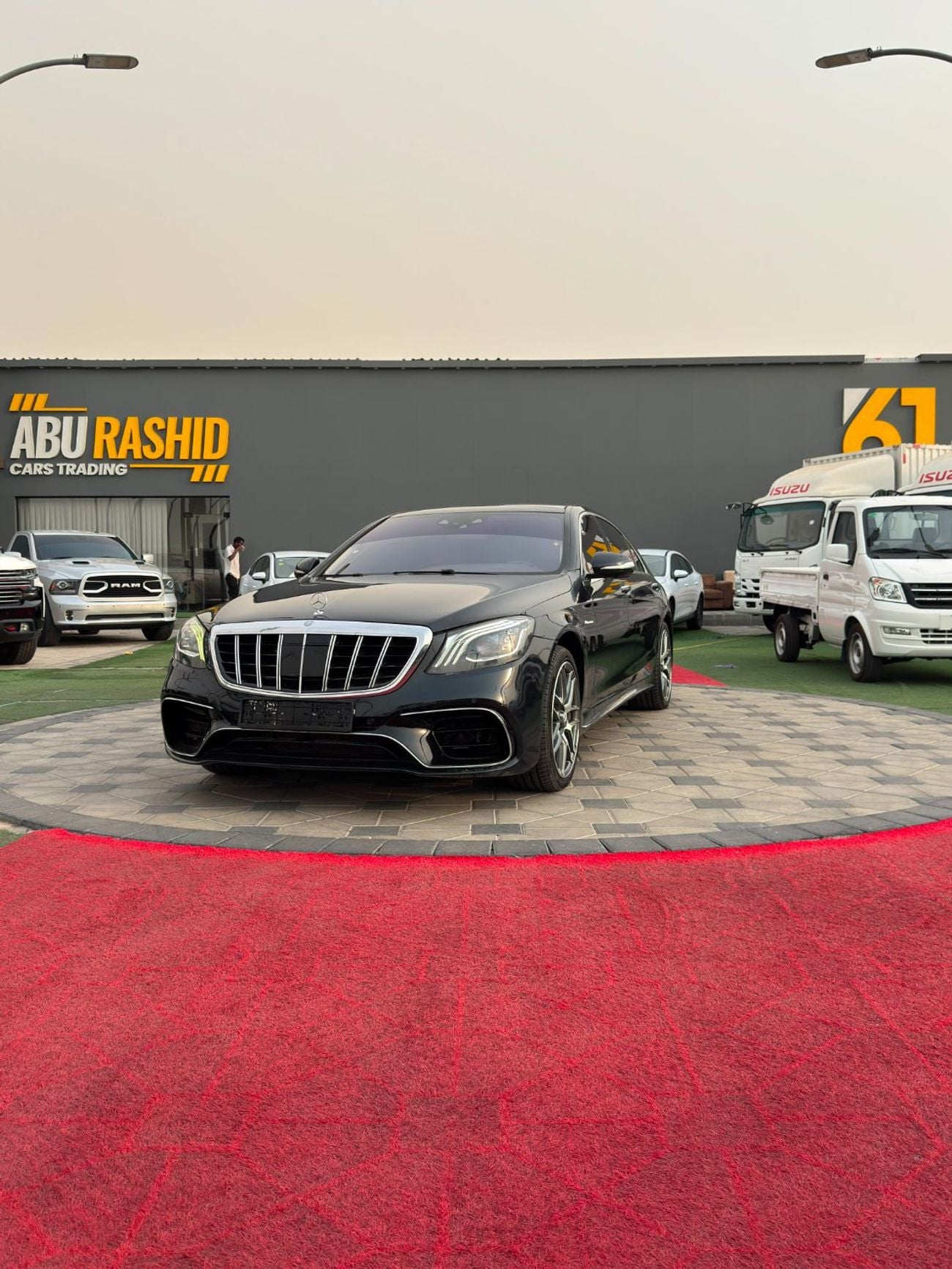 مرسيدس بنز S 500 AMG PREMIUM