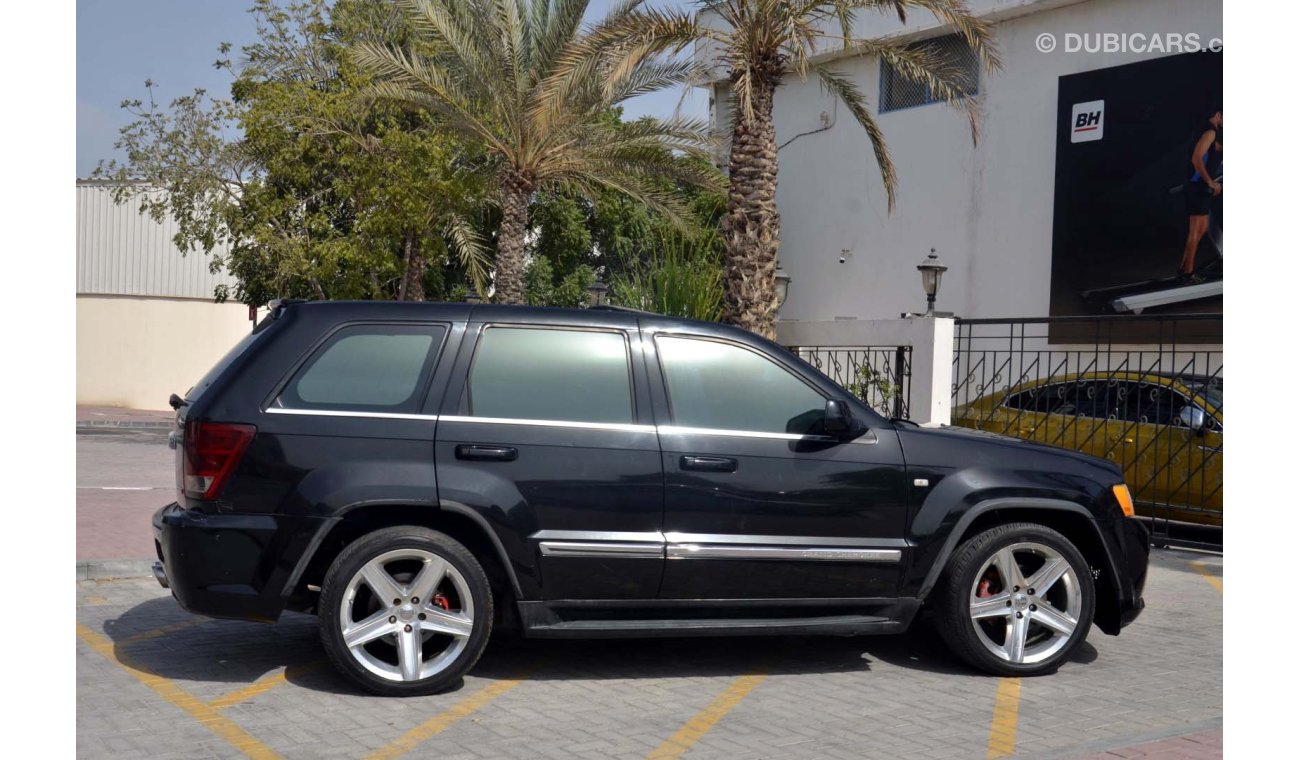 جيب جراند شيروكي 5.7L Hemi GCC (SRT8 Kit)