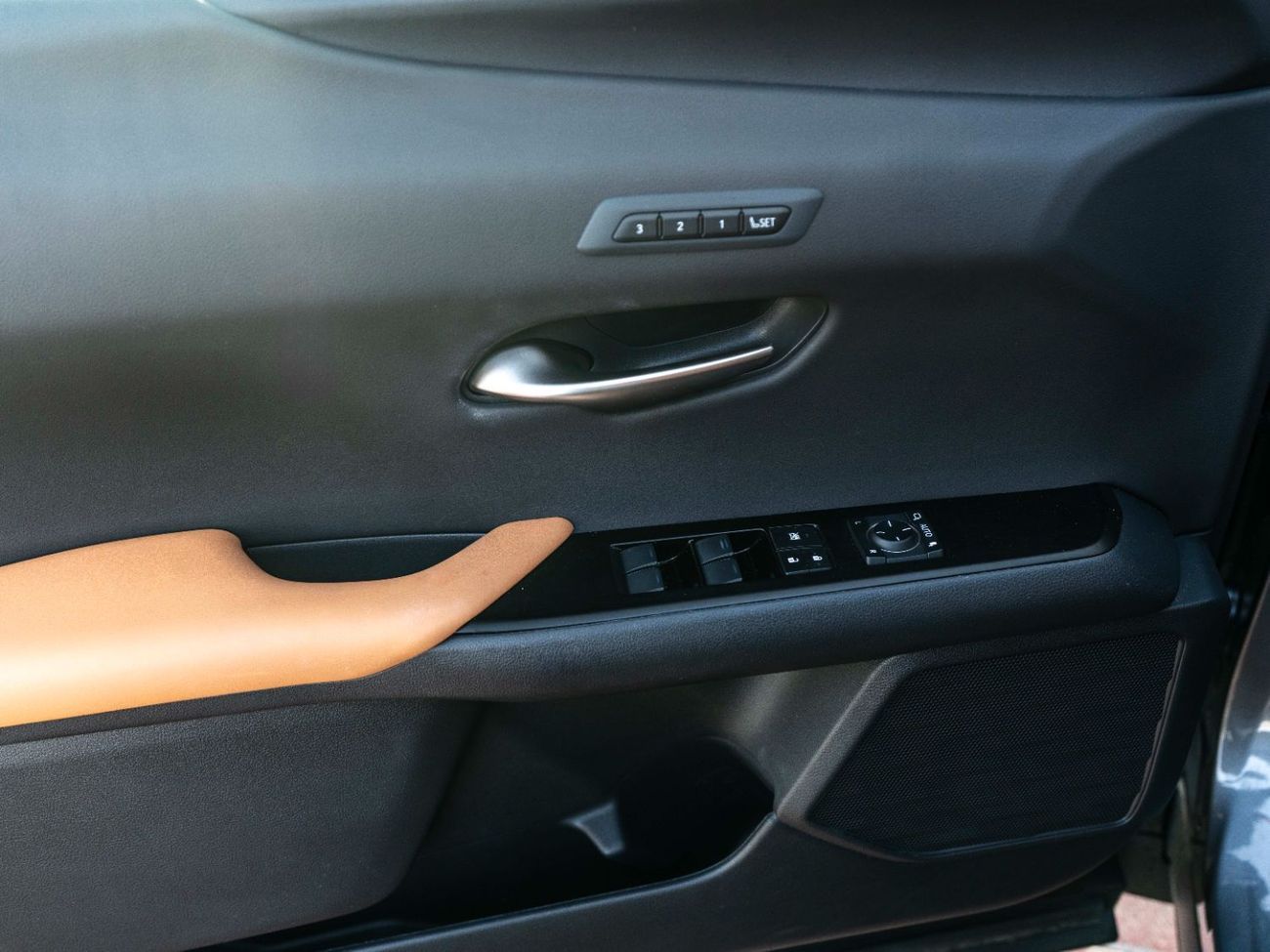 Lexus UX250h UX250H HYBRID