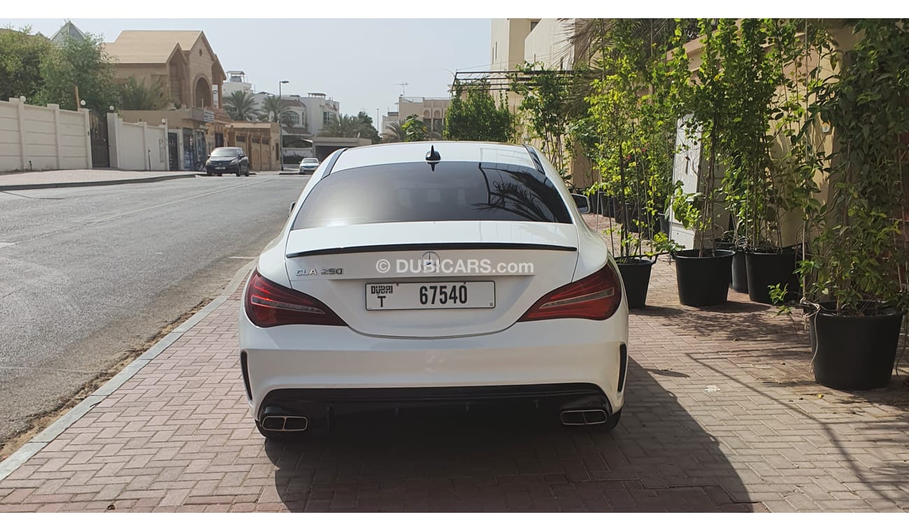 Used MercedesBenz CLA 250 2019 for sale in Dubai 647807