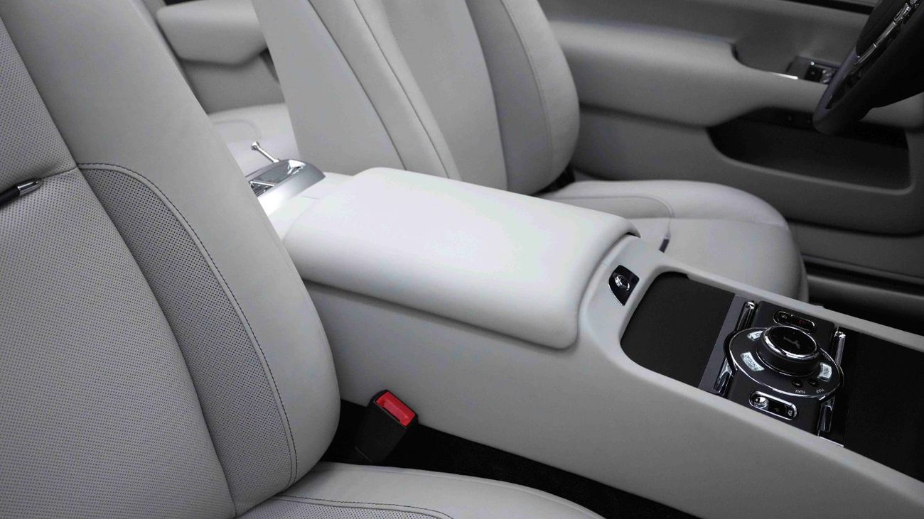 رولز رويس أونيكس Dawn | NEGOTIABLE PRICE | IMMACULATE CONDITION | 2022 | V12 | 563 HP | 3-YEAR WARRANTY AND SERVICE