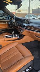 BMW 750Li Luxury 4.4L (443 HP)