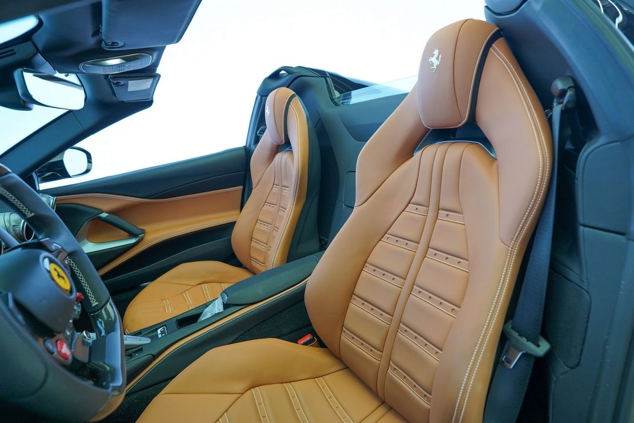 فيراري 812 GTS