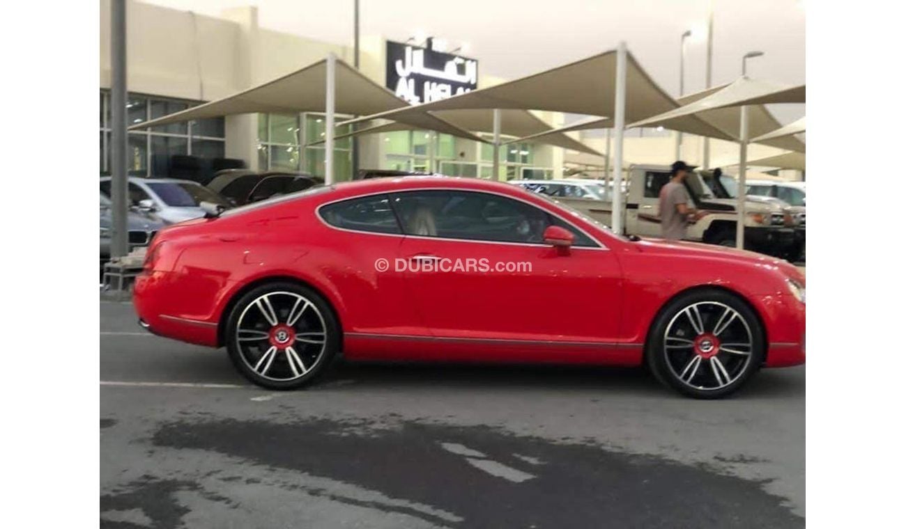 Bentley Continental GT Bentely model 2006 one owner full original paint prefect condition outside and inside full option