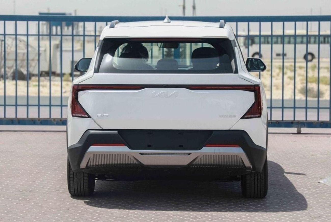 Kia EV5 2024 KIA EV5 LAND 530 - White inside Black | Export Only