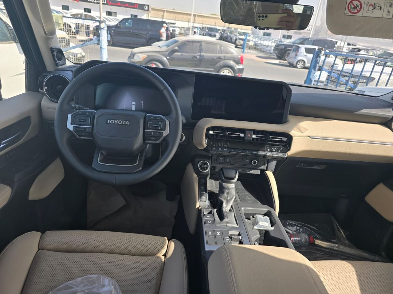 تويوتا برادو تويوتا لاندكروزر – 2.4 لتر تيربو – 275 حصان – دفع رباعي – 7 ركاب