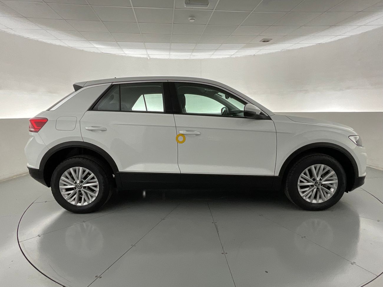 تويوتا يارس SE / E | ضمان مجاني لمدة عام | 0 دفعة أولى