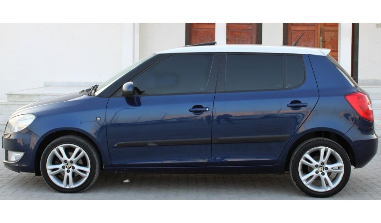 Skoda Fabia Skoda Fabia 2011 GCC, full option, in excellent condition, without accidents, very clean from inside