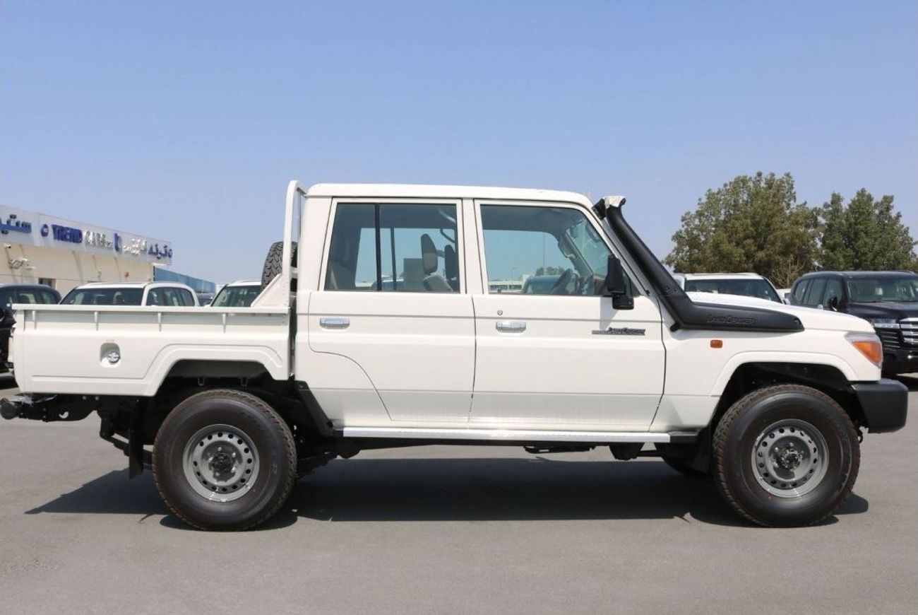تويوتا لاند كروزر بيك آب PRICE REDUCED 2023 | LC 79 - 4.5L V8 DSL M/T DOUBLE CAB - POWER WINDOW - EXPORT ONLY