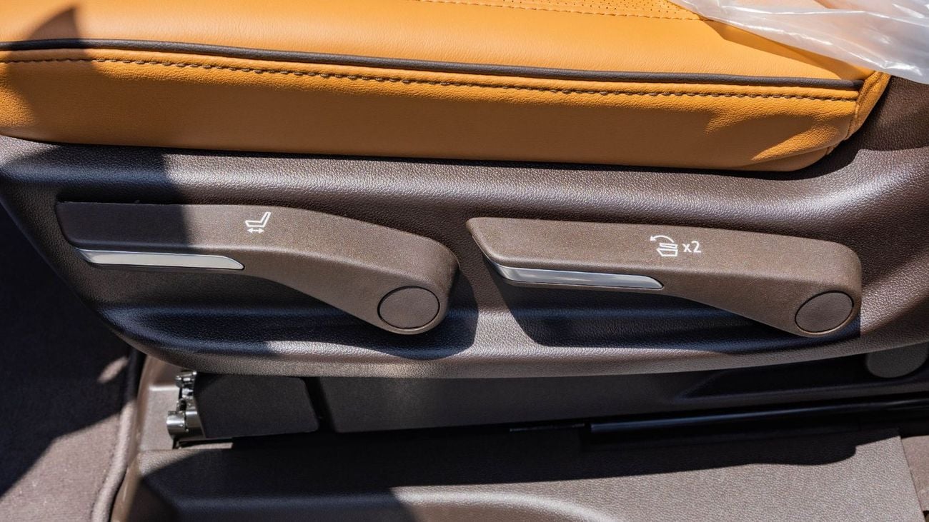 كاديلاك إسكالاد 2026 Cadillac Escalade Premium Luxury 6.2L V8 AT Petrol