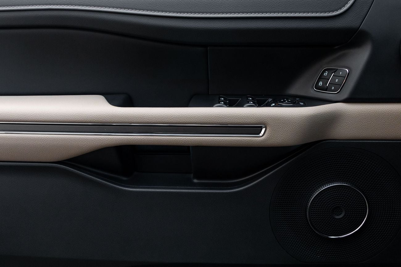 Ford Expedition Expedition XLT | 3,819 P.M | 0% Downpayment | 2030 AGENCY WARRANTY! | Ramadan Offer!