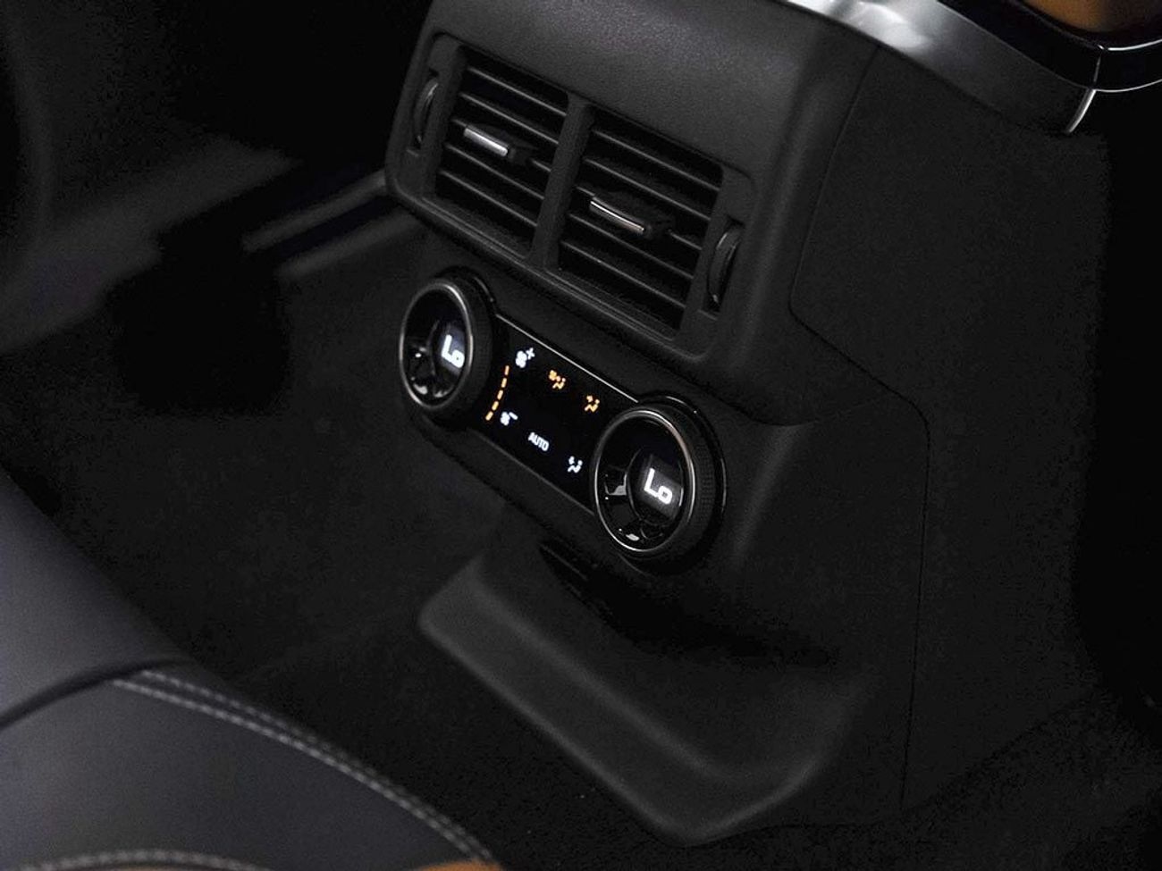 لاند روفر رينج روفر فيلار P380 R-Dynamic HSE 3.0L