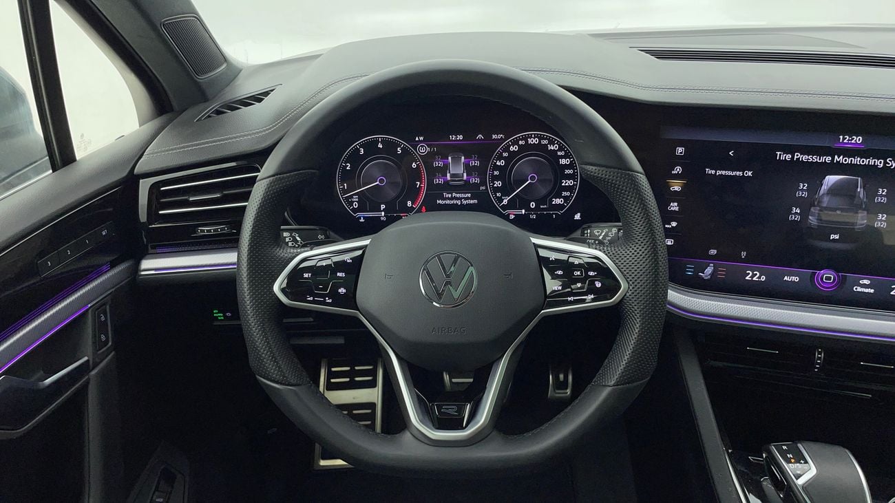 Volkswagen Touareg R LINE 3 | Zero Down Payment | Home Test Drive