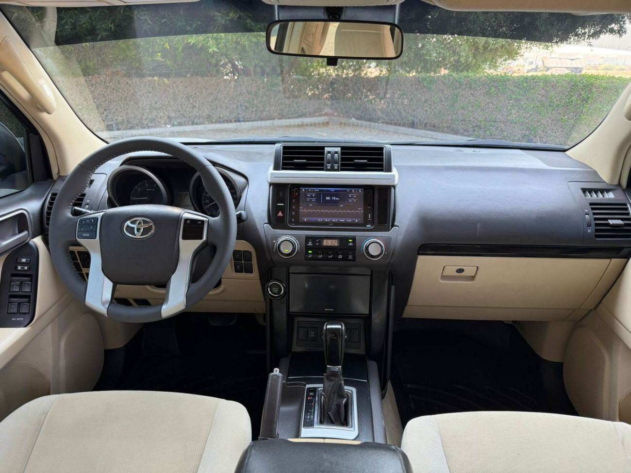 Toyota Prado TX-L 4.0L LHD-GCC SPECS-Automatic-Petrol-4WD-6 Cylinder-7 Seats-5 Doors