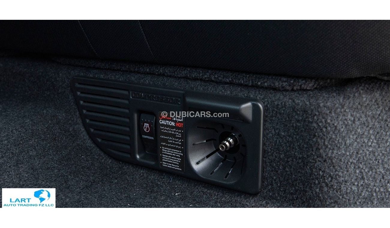 تويوتا هيلوكس Adventure SR5