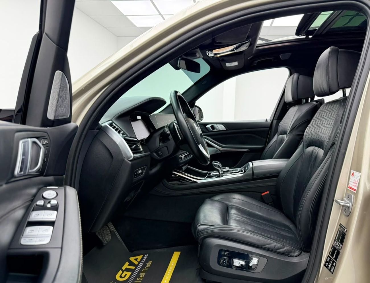 BMW X7 50i PURE EXCELLENCE 2019 BMW X7 xDrive50i, Warranty, Full Service History, 7 Seater, Excellent Condition, GCC
