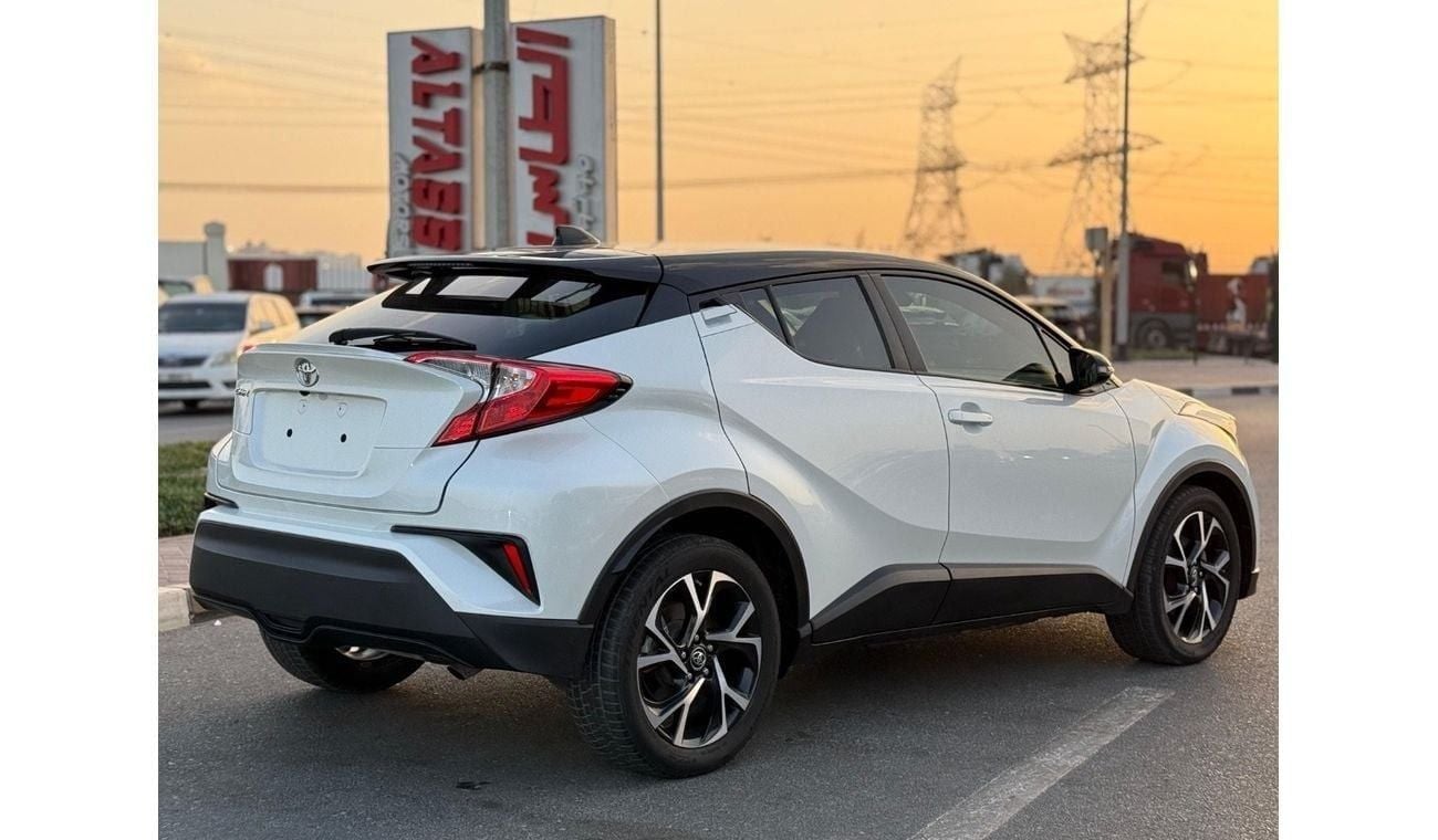 Toyota CHR TOYOTA C-HR XLE full option