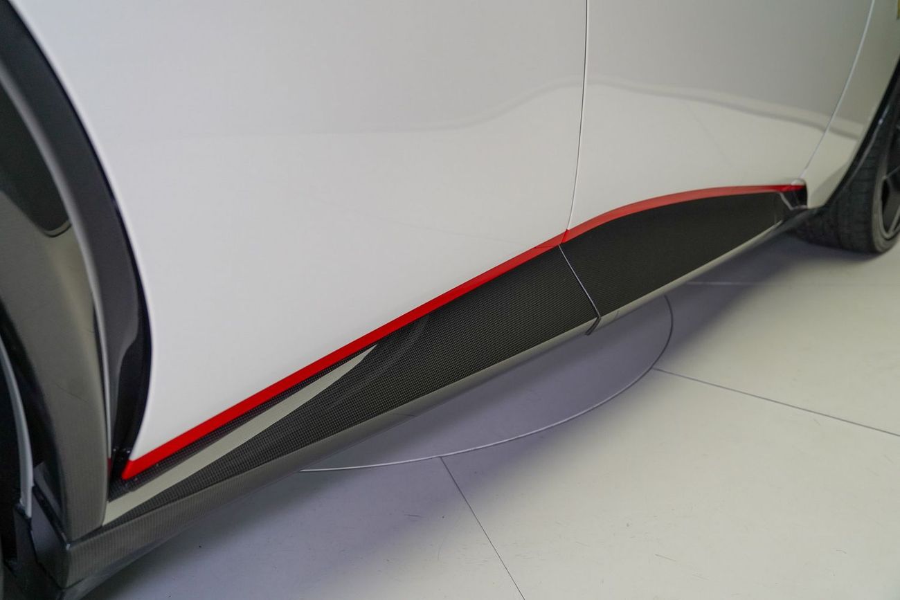 فيراري بوروسانجوي ATELIER