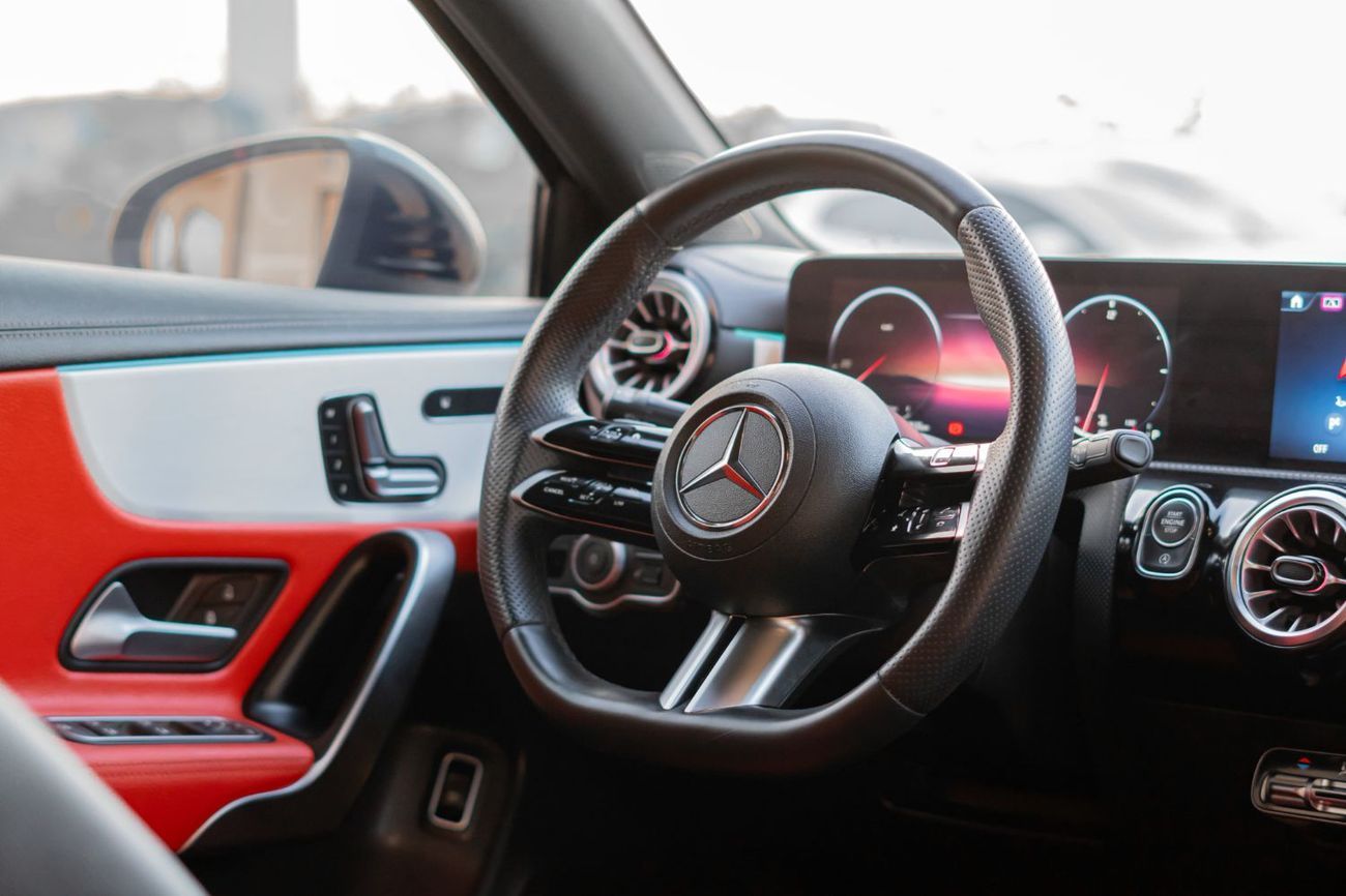 مرسيدس بنز A 200 Premium + 2.0L