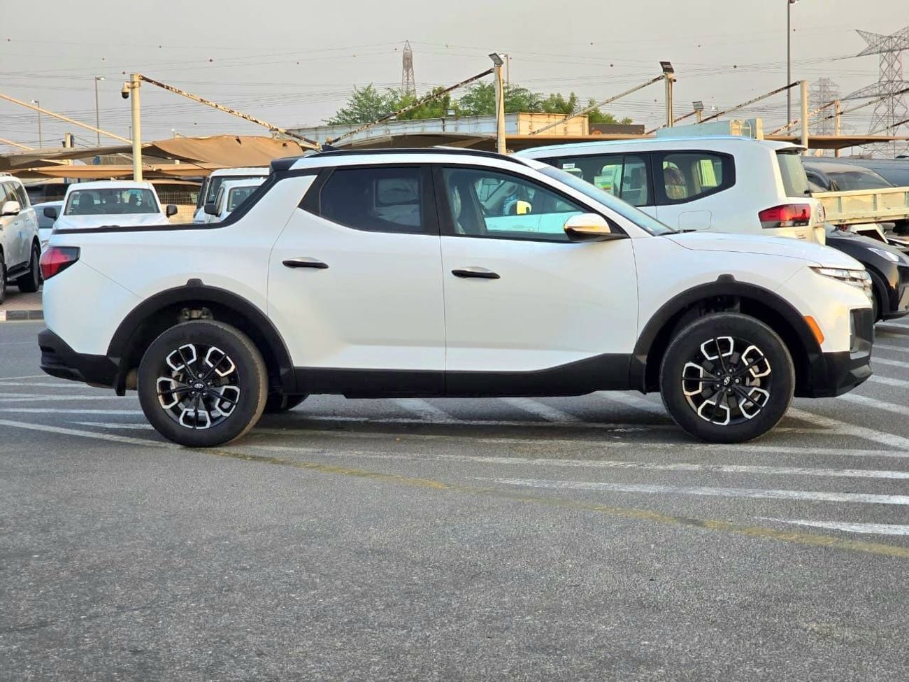 Hyundai Santa Cruz Full option Perfect inside and out