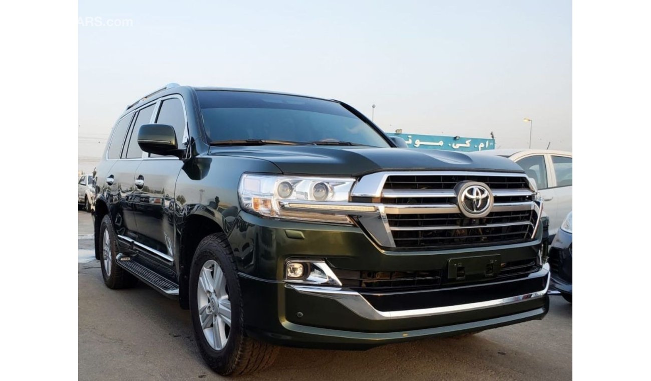 Toyota Land Cruiser LAND CRUSIER GXR V8 2014