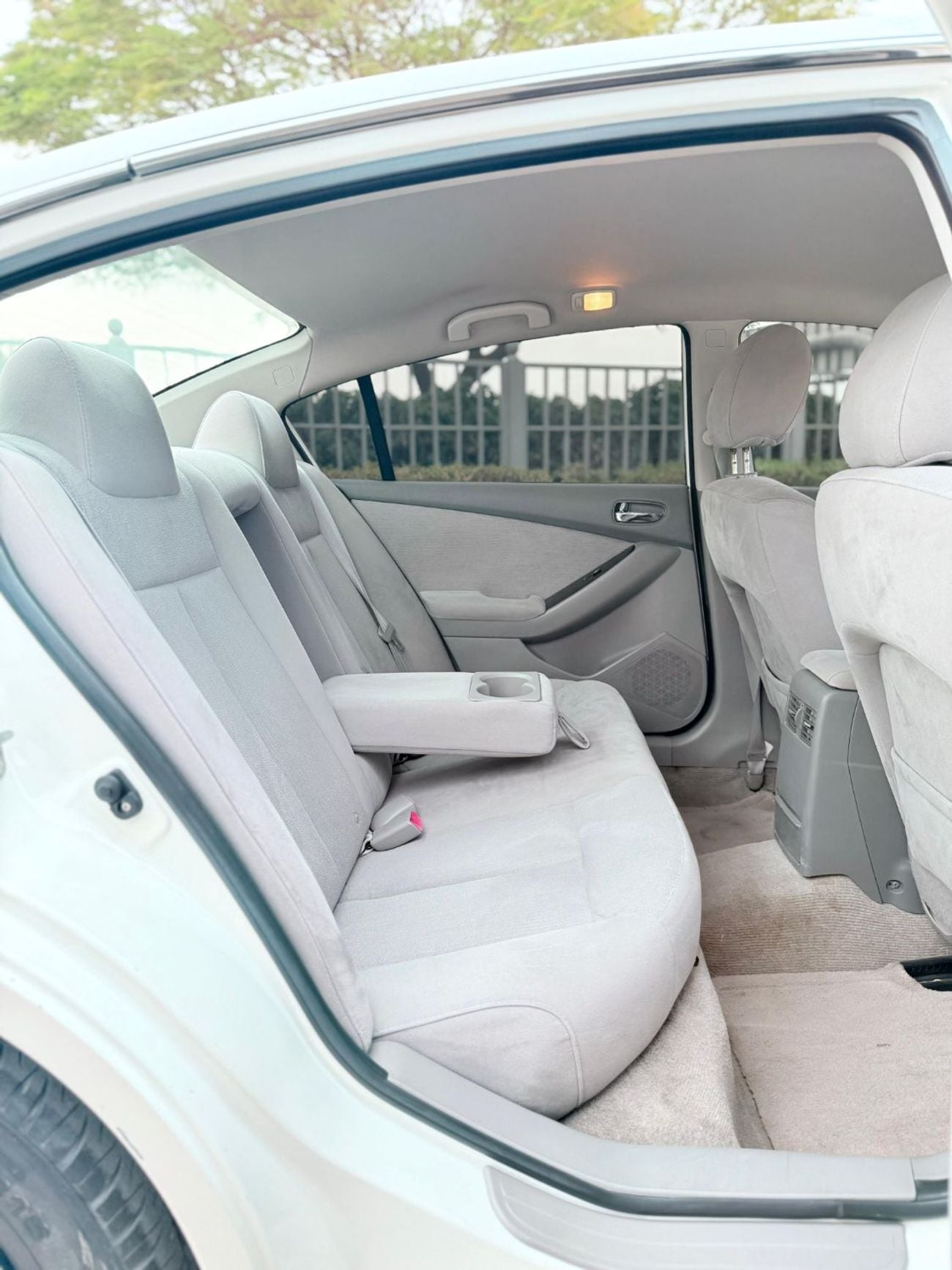 Nissan Altima 2.5L PETROL AUTOMATIC TRANSMISSION