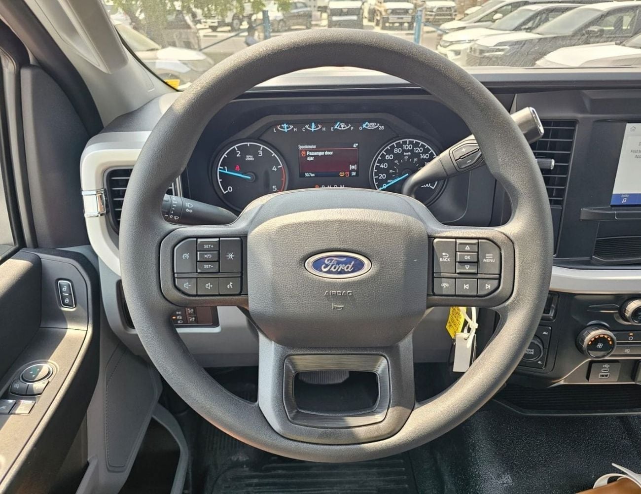 Ford F-550 6.7L DIESEL FORD XL F550 CHASSIS SINGLE CABIN || 6.7L V8 DIESEL A/T 4WD | 145 DUAL BATTERY PAYLOAD PLUS TRAILER