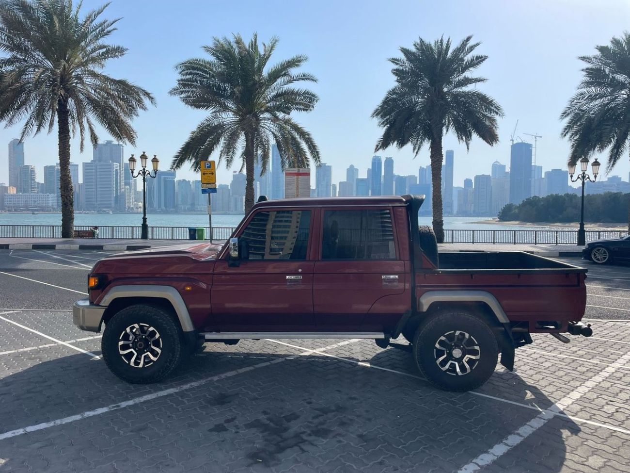 Toyota Land Cruiser Pick Up Diesel ,4,5 Liter ,Right Hand Drive ,2024 Shape