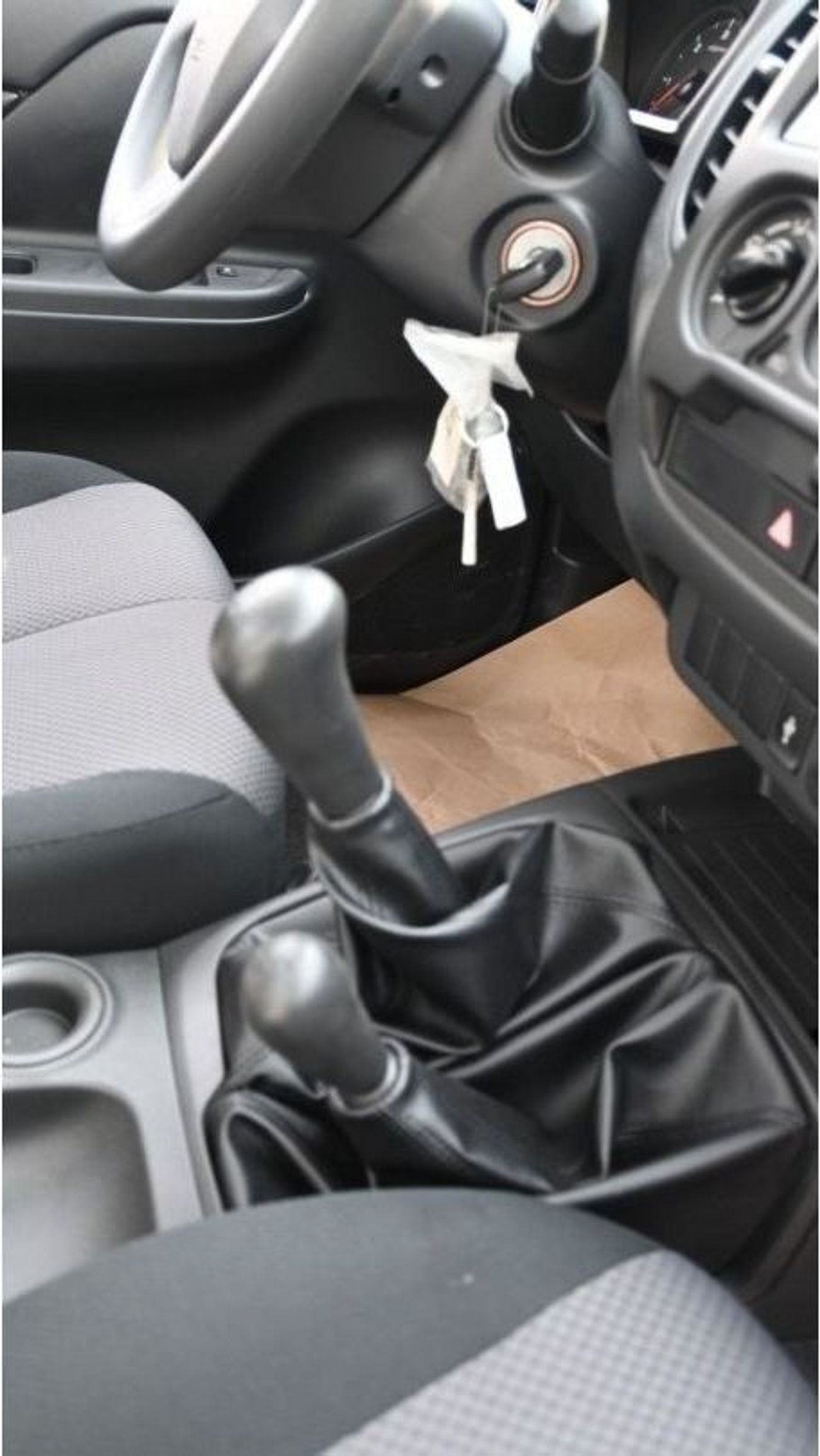 Mitsubishi L200 Mitsubishi L200 2.5L Turbo SC 4WD Manual ABS