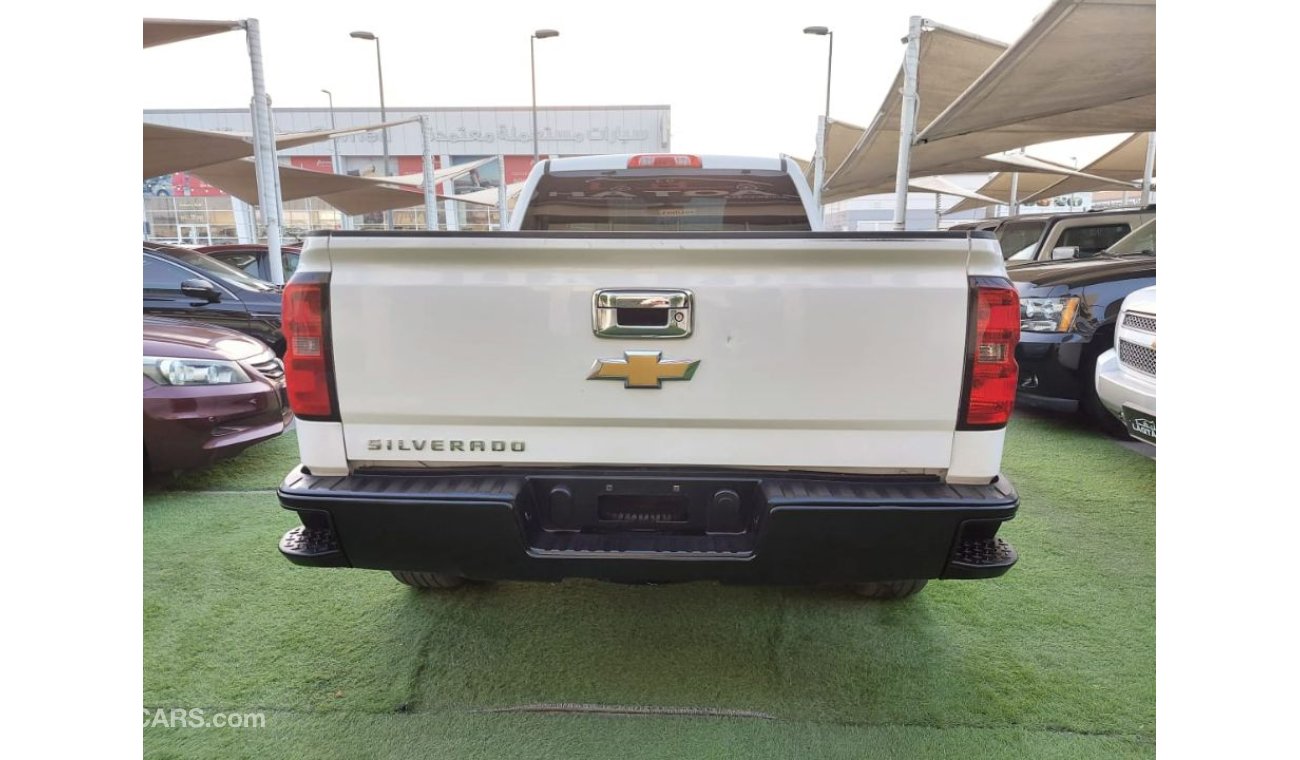 Chevrolet Silverado Chaverola selvarado Model 2014 AMERCAIN WHITE COULOUR VERY CONDTION