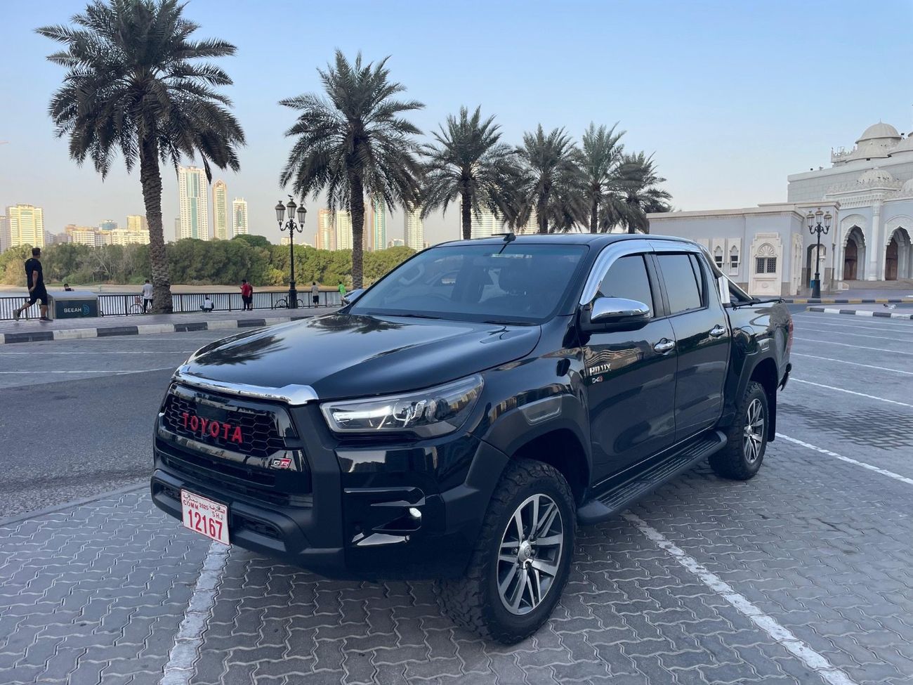 تويوتا هيلوكس Only for export Right Hand Drive