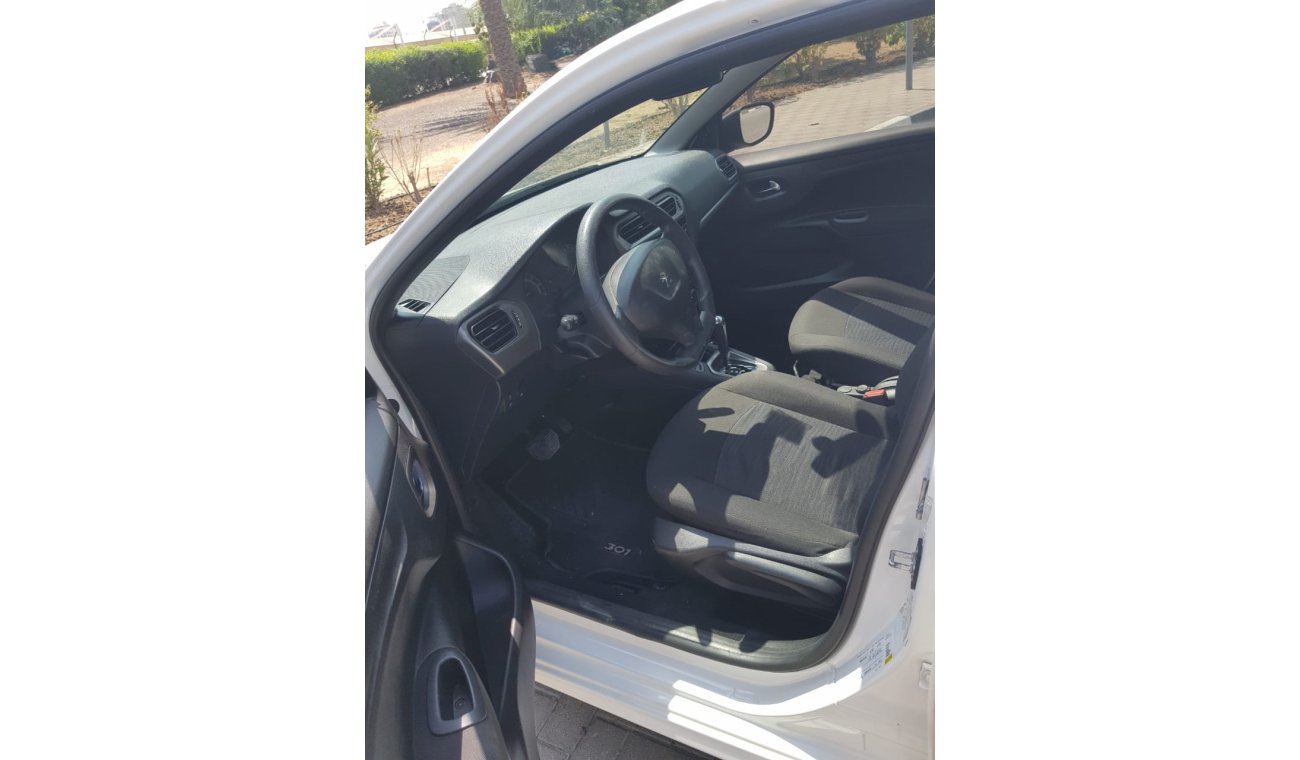 Peugeot 301 GCC FULL AUTOMATIC,MINT CONDITION